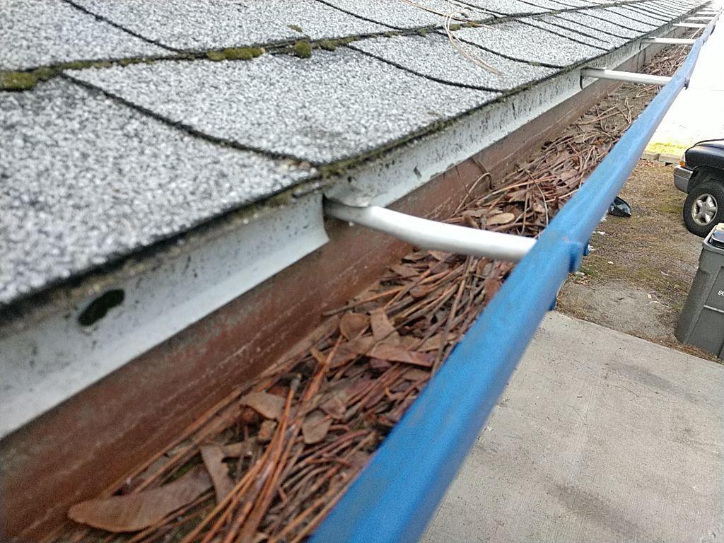 Steel gutters